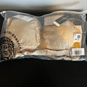 Brand new Kindred Bravely nursing and pumping bras
